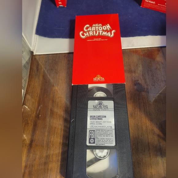 Vintage VHS 3 Movie Box Set 1991 MGM Cartoon Christmas Tom & Jerry The Grinch - Picture 14 of 16